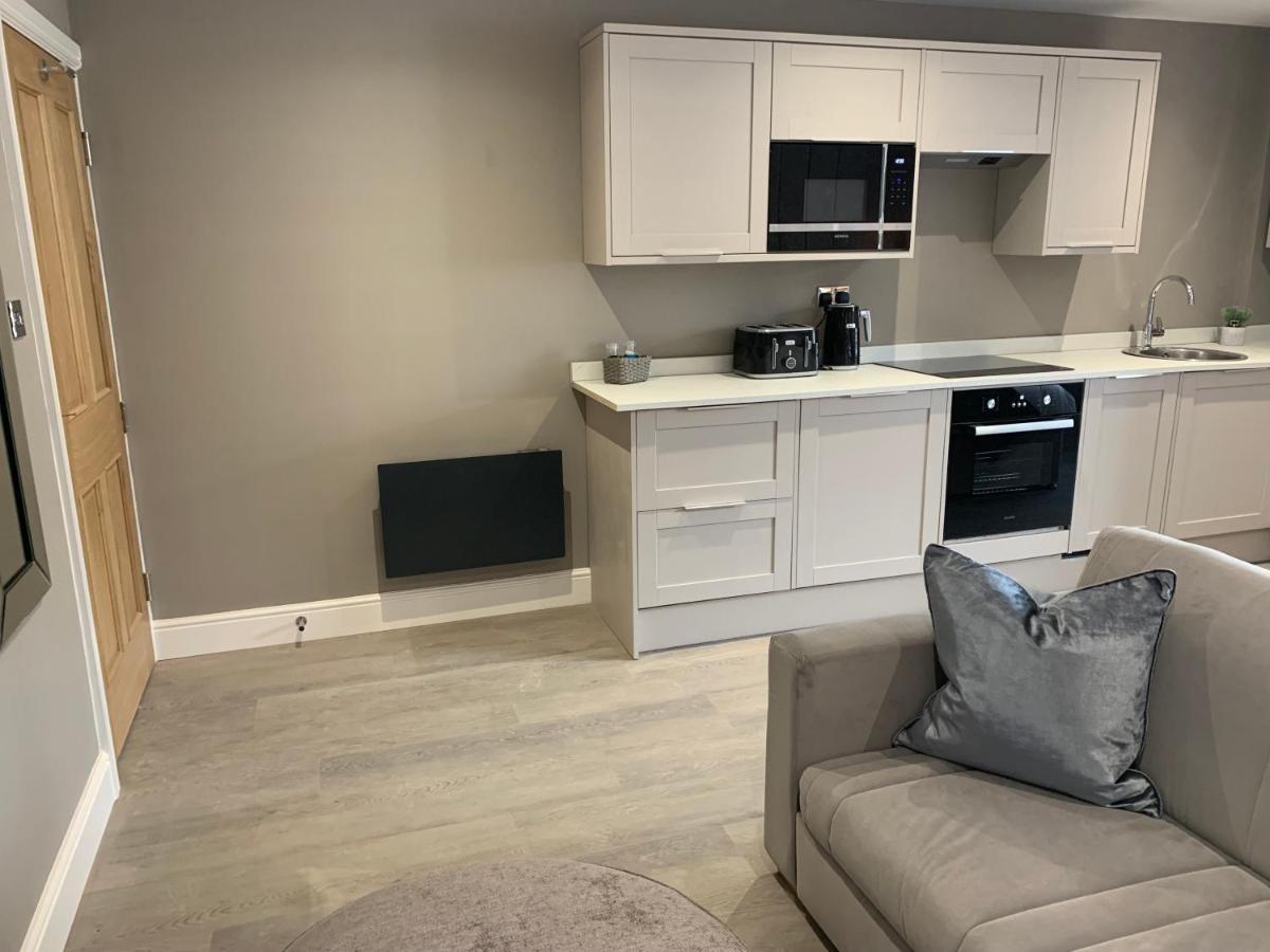 Willshaw Suites For Families Over 25 Only Blackpool Exterior photo